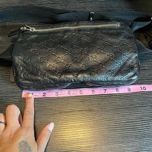 Gucci black belt bag